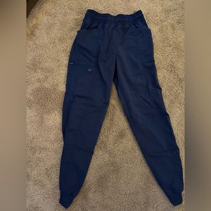 Women’s navy blue jogger scrub pants